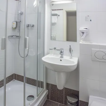 Hotel Hartig Hotel 4*